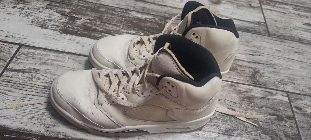 Оригінал Nike Air Jordan 5 Retro SE Sail