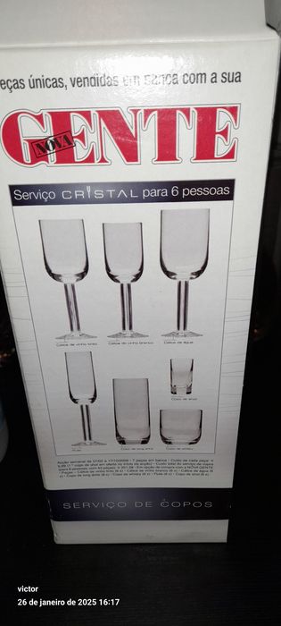Conjunto de copos de cristal
