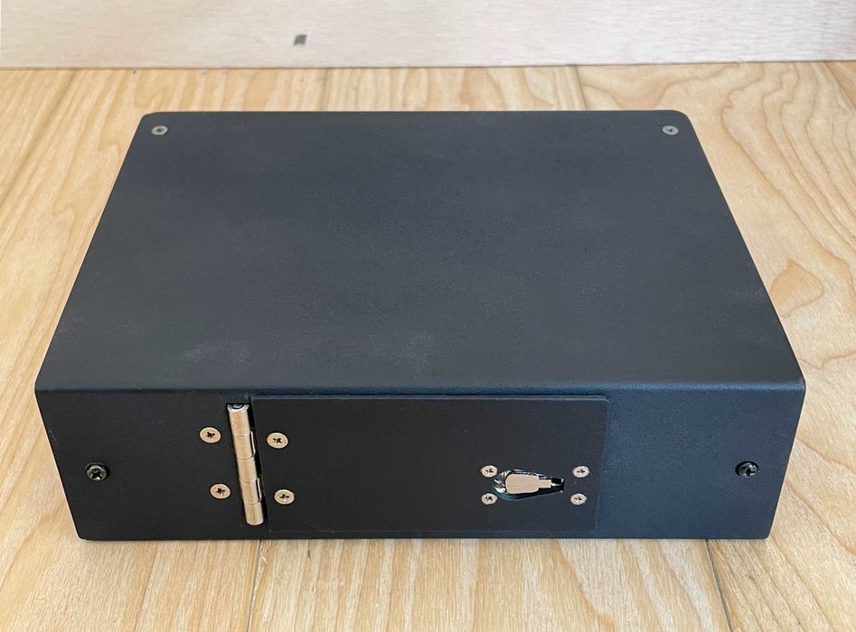 Mesa portátil de mistura e de preamplificação de microfones Shure FP32