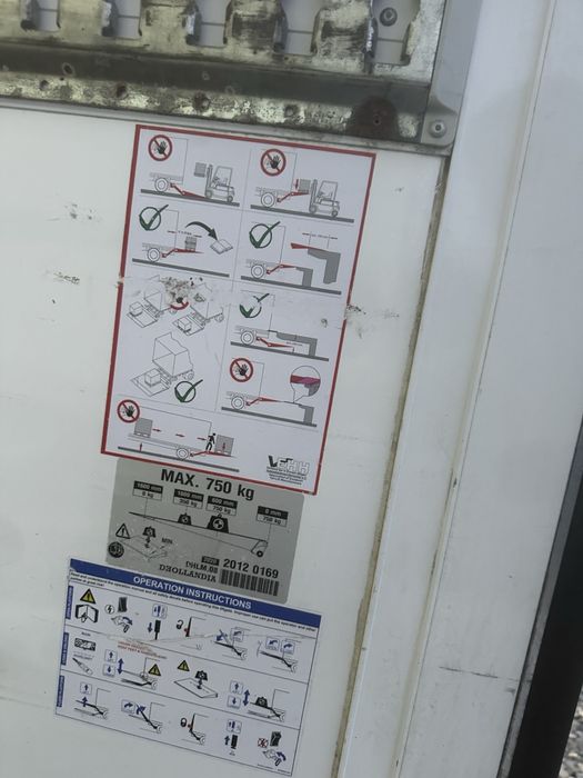 Будка з гідробортом