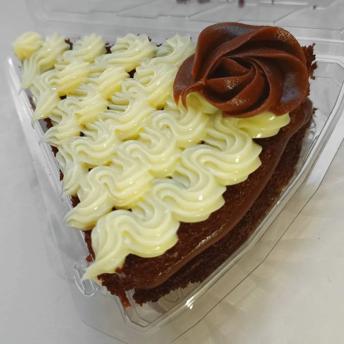 Bolo de fatia apenas 2,50€