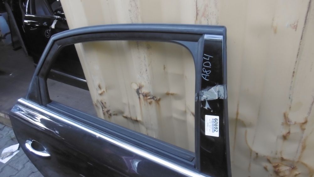 Drzwi tył prawe Audi A8