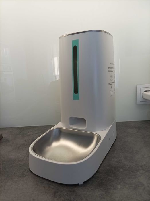 Dozownik karmy dla kota, psa PTM-101