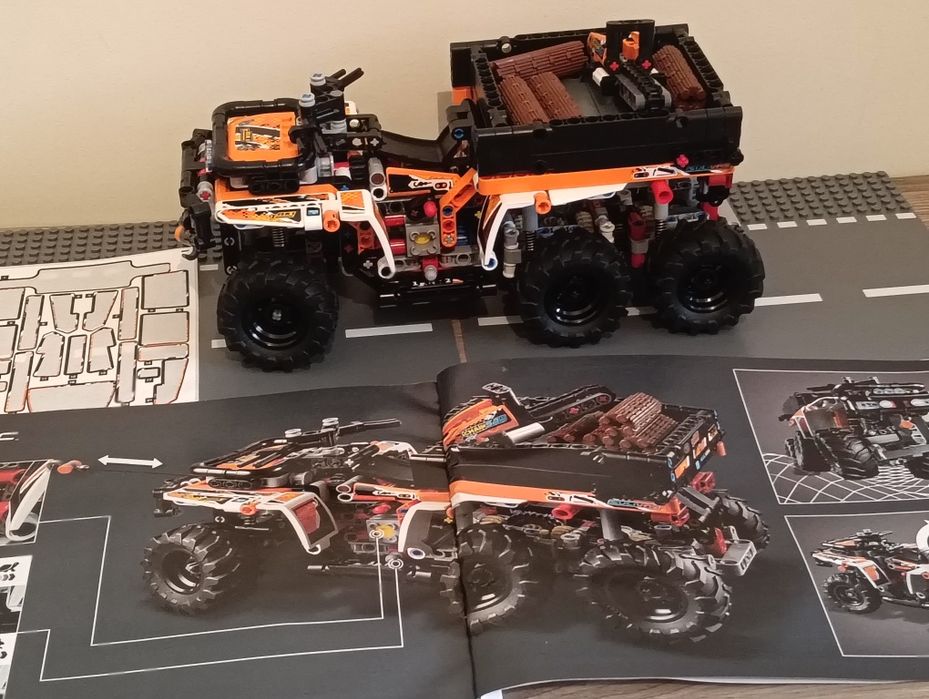 Lego Technic   All- Terrain Vehicle - 42139