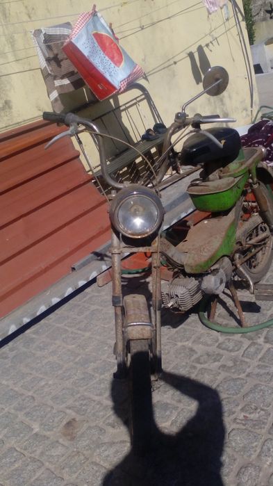 Vendo motorizada
