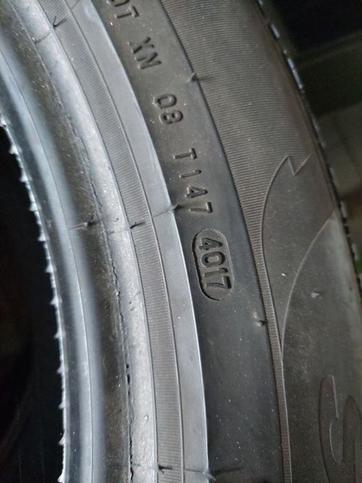 Авто шини для автомобіля