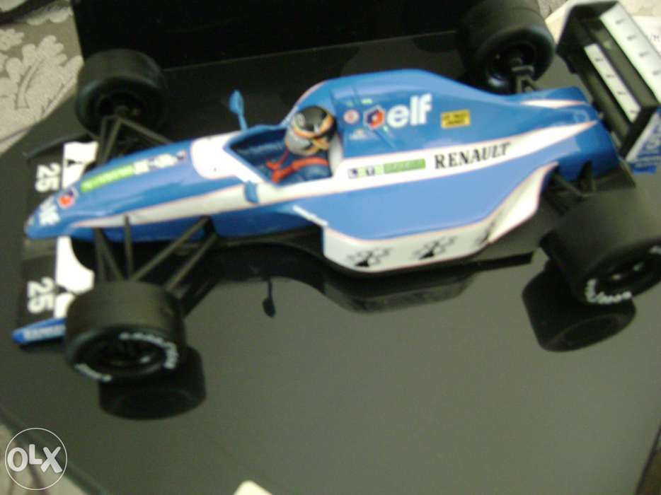 F1 - Ligier JS37 - Onyx