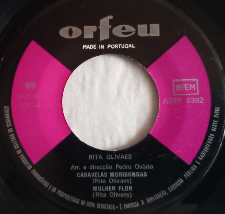 Rita Olivaes	- - - - -	A Poesia e a Música de Rita Olivaes	- - - --	EP