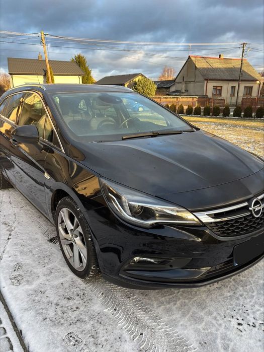 Opel Astra Bogate wyposażenie, niski przebieg (107 tyś), w 100% sprawne, Aple Car