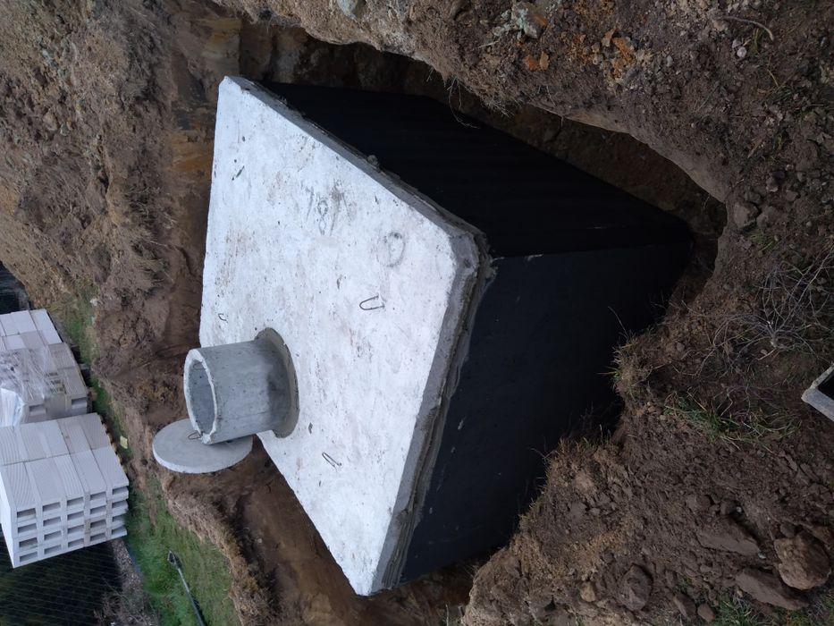 Montaż oczyszczalni ścieków. Deszczówki