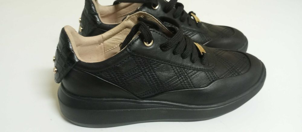 Calçado Geox para mulher