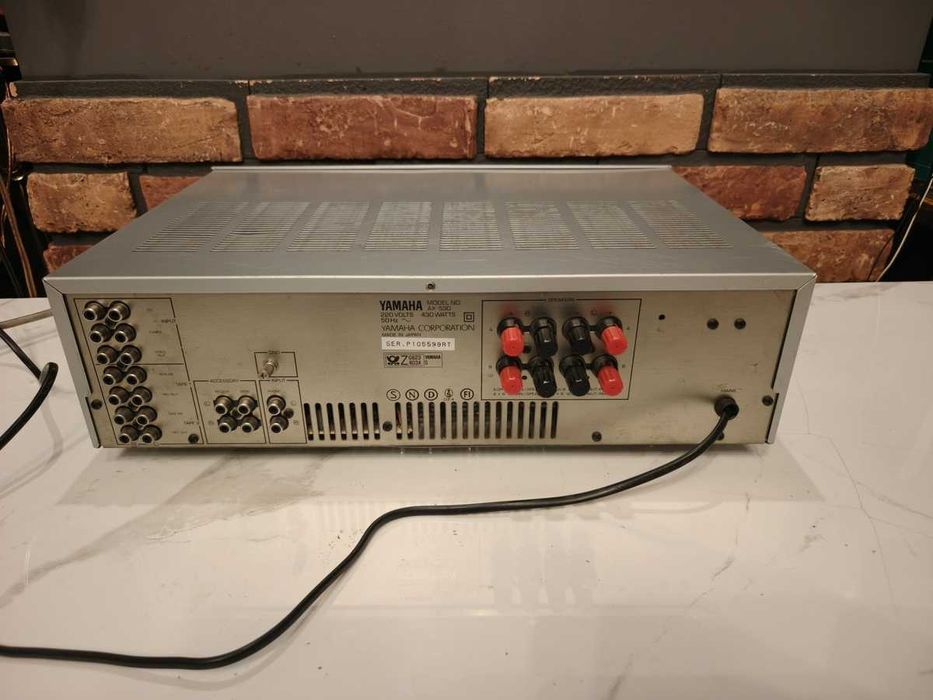 YAMAHA AX-530 ! Wzmacniacz STEREO ! uszkodzony