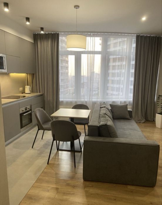 Прибирання до та після свята