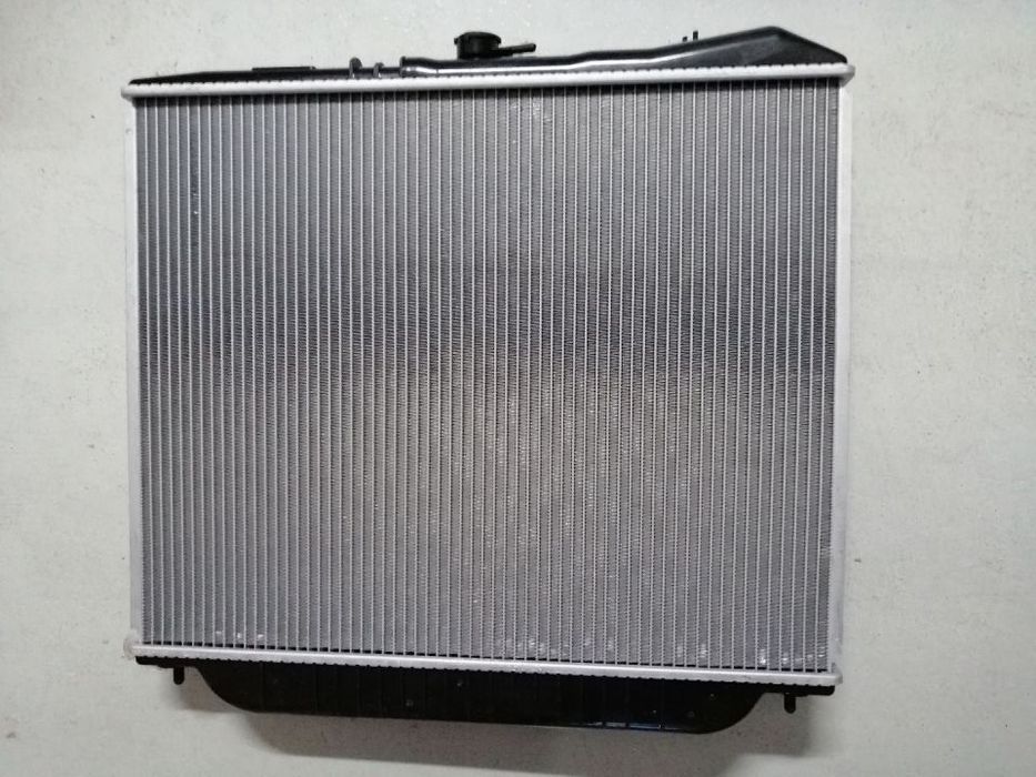 Radiador Opel Monterey 3100 Turbo diesel NOVO