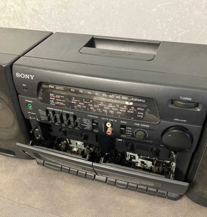 Магнитофон SONY CFS-W485L