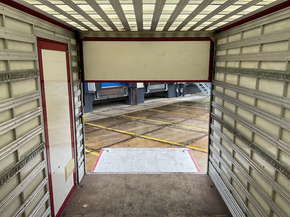 MEECEDES SPRINTER 515cdi Contentor com Plataforma Apenas 170.000km ###OPORTUNIDADE###