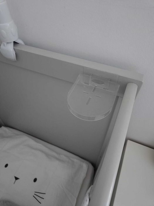 Berço IKEA cinza
