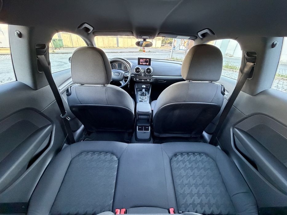 Audi A3 Sportback 1.6 TDi - Distribuição mudada