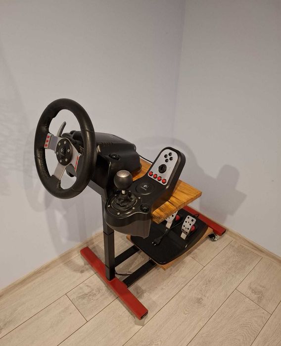 Sprzedam kierownicę Logitech G27 z Shifterem