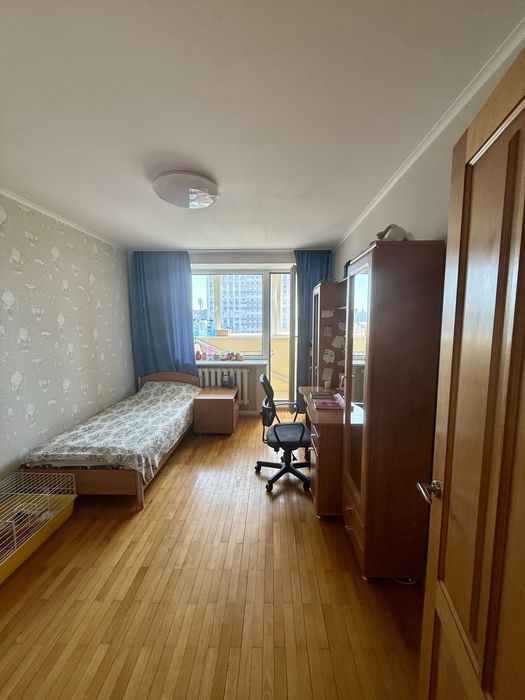 Продаж трьохкімнатної квартири в центрі Києва/вул. Іллєнка 63