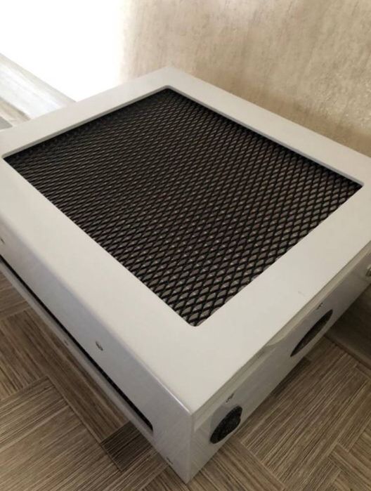 Терміново продам витяжку NF 11 Plus Air Max