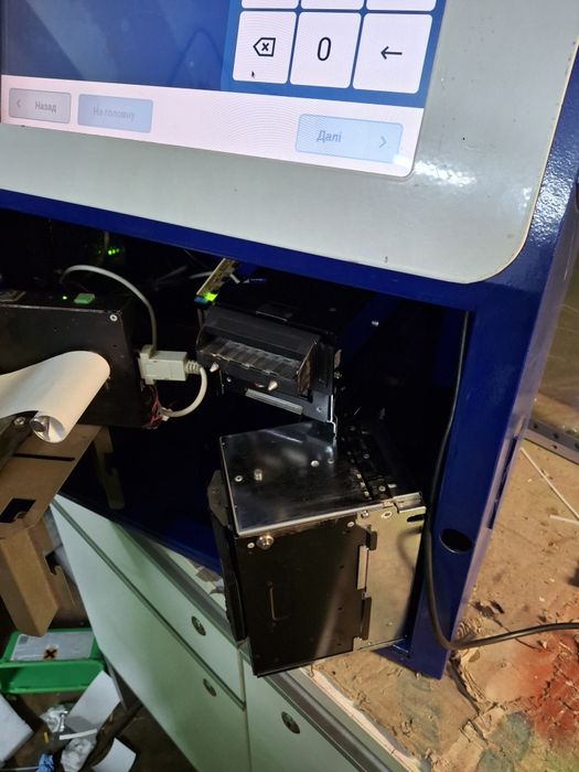 Платіжний термінал ( Платежный терминал)