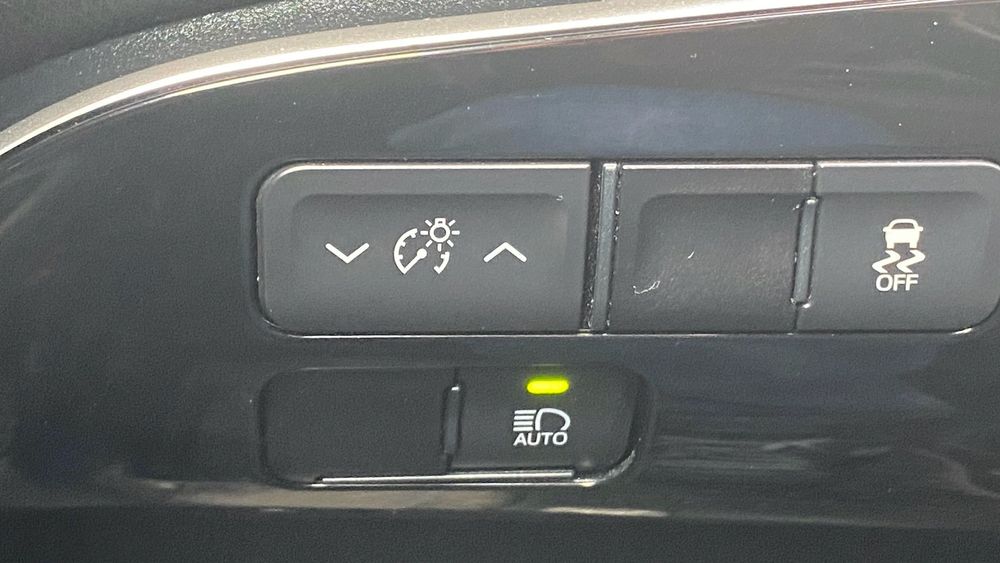 Toyota Prius Hybrid 2020 AWD 4x4