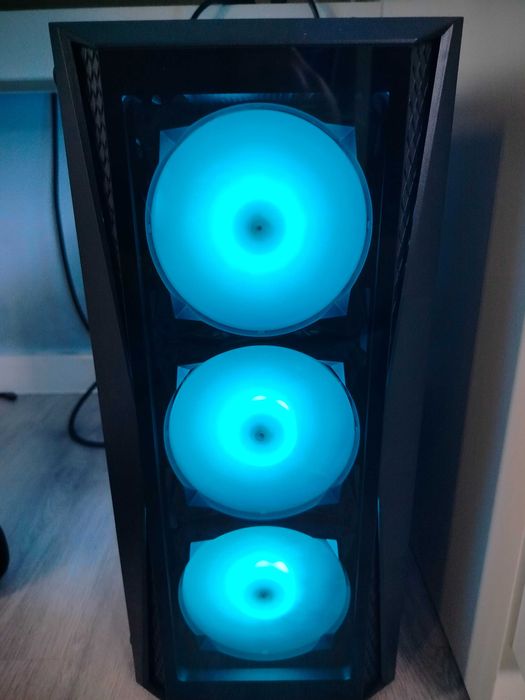 Komputer i5-8600k, HyperX 2x8 2400 CL12, GTX 980 PNY, 2xDyski, H310