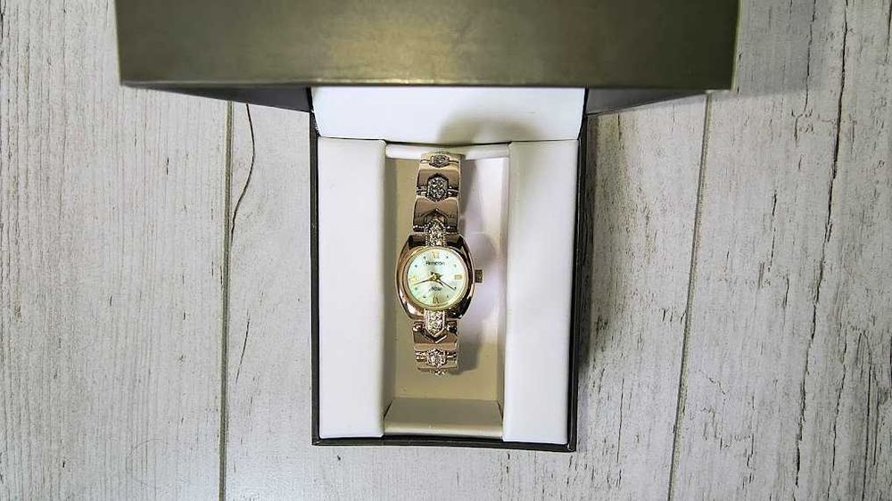 armitron zegarek damski