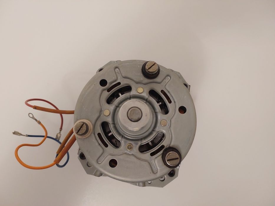 Двигун для хлібопічки