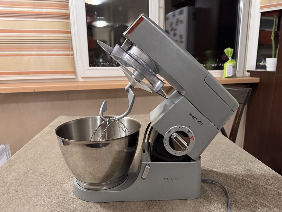 Кухонний комбайн Kenwood Chef Classic