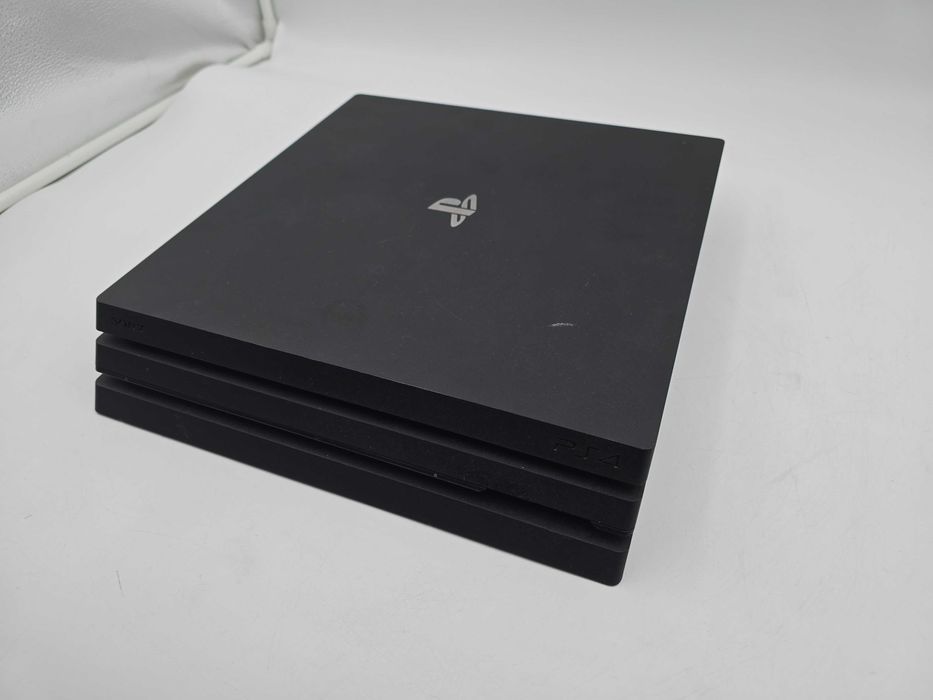 Sony PPlaystation 4 PRO 1TB (CUH-7216B)