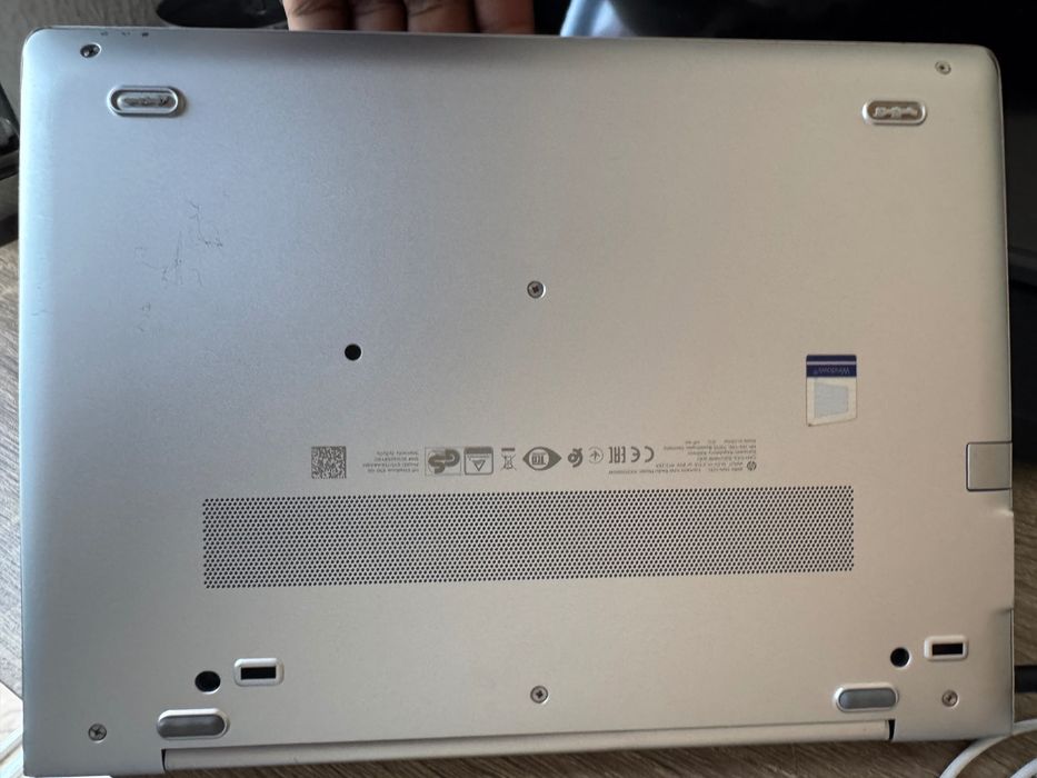 Laptop seminovo à venda