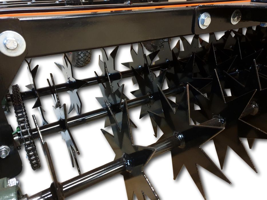 Aerator 3 Rzędowy wertykulator z broną sprezynową NOWOŚĆ z napędem