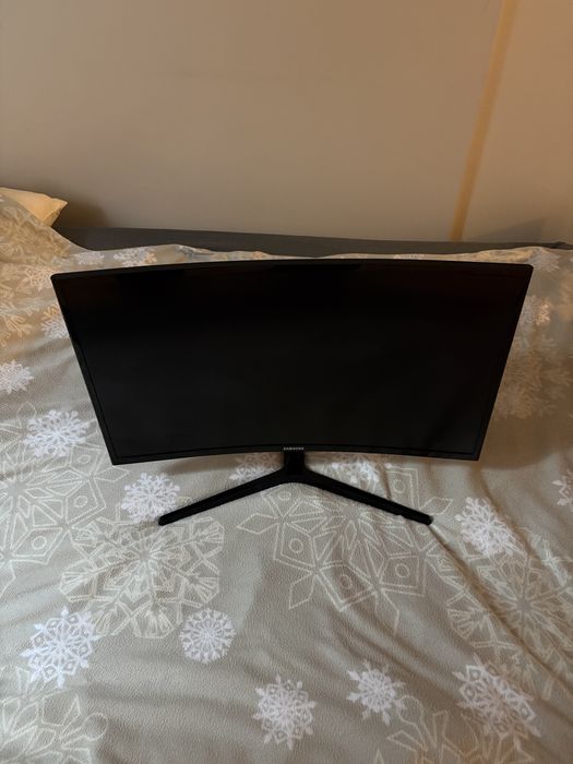 Monitor Samsung CF398 27” Curved FHD