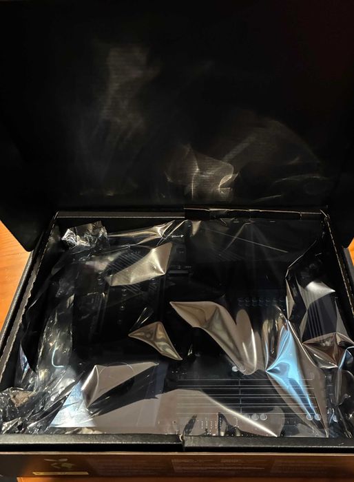 Bundle: Motherboard + CPU + RAM + AIO444558143558133762