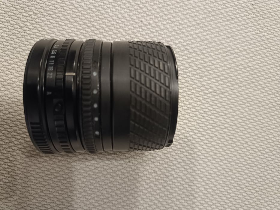 Obiektyw Sigma UC zoom 28-70 ,F 3,5-4,5 MC. Mocowanie Canon FD .