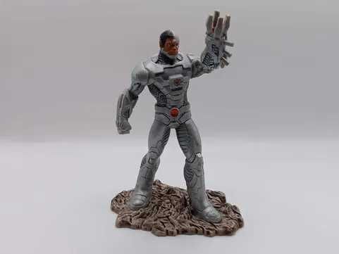 Figurki Figurka Batman uniwersum DC cyborg robin DARMOWA DOSTAWA