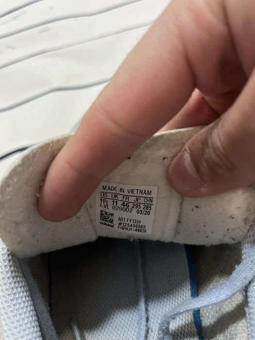 Кросівки adidas gazelle асікс 46