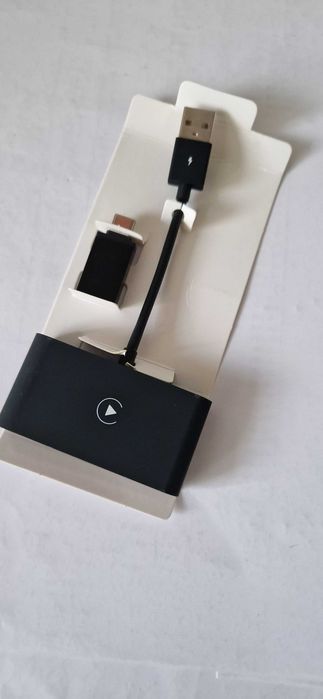 Bezprzewodowy Adapter Carplay bluetooth do pojazdów