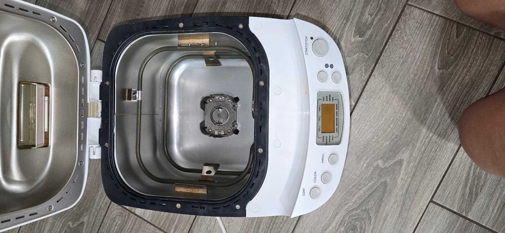 Wypiekacz do chleba Zelmer BM1000 biały 650 W SPRAWNY