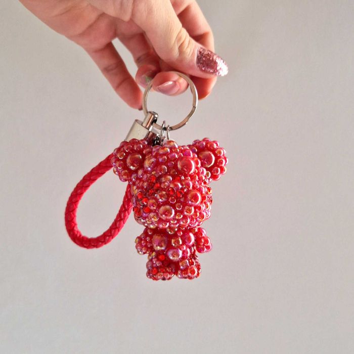 Czerwony miś brelok