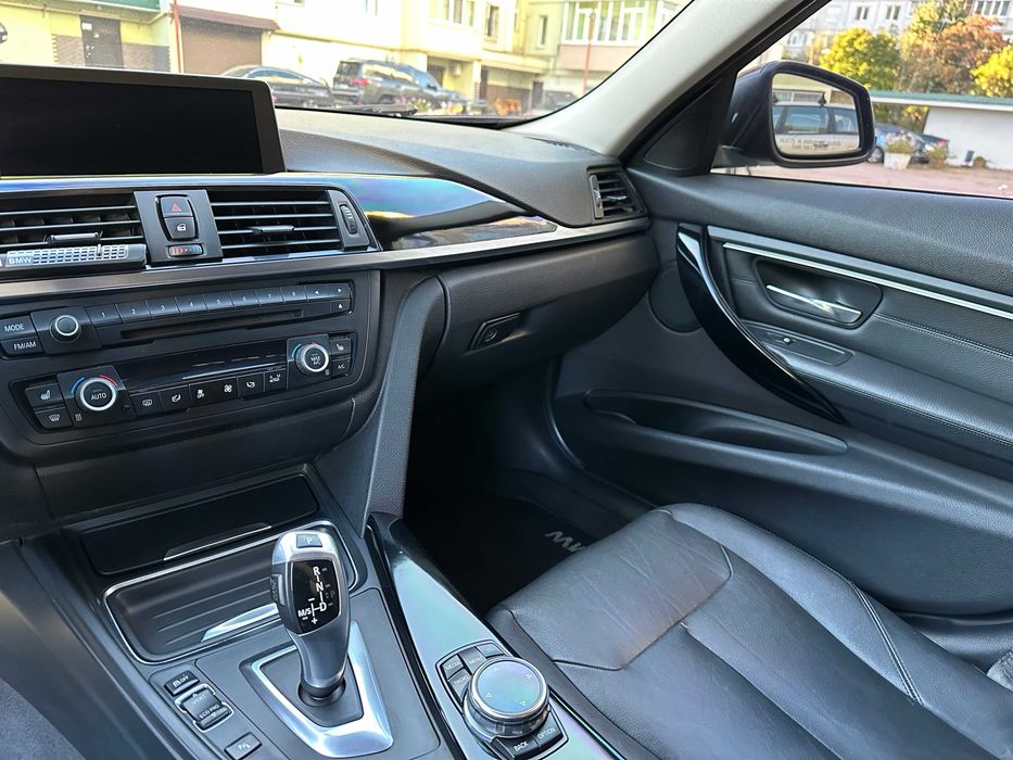 BMW 3 F30 328D 2 литра дизель задний привод