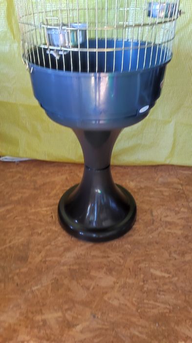 Большая клетка для птиц