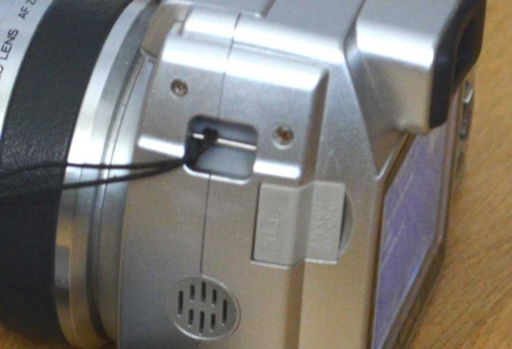 pasek do aparat cyfrowy OLYMPUS SP510 SP-500 i podobne na ramię 8/25mm