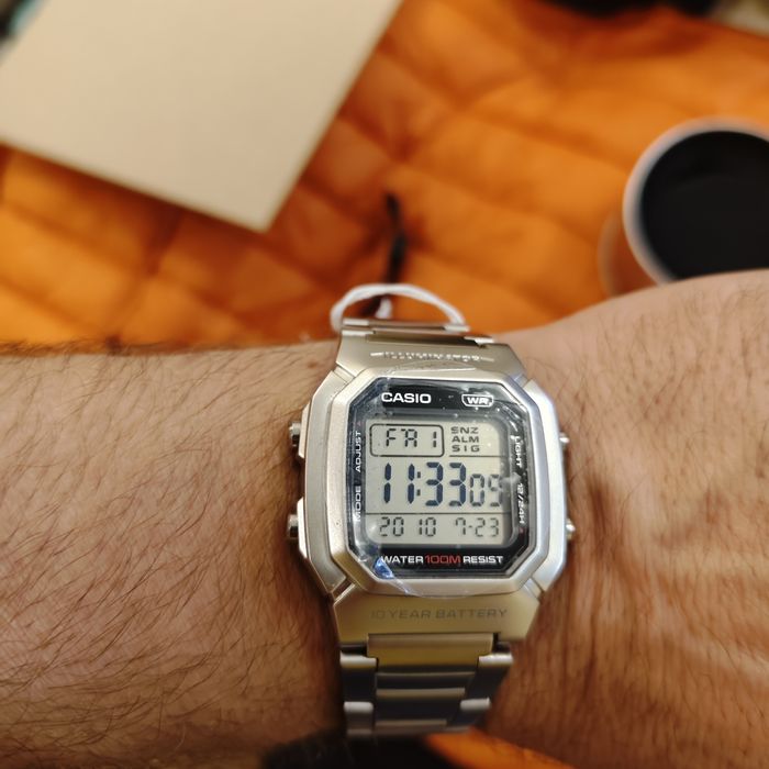 Часы Casio W-800HD-1A