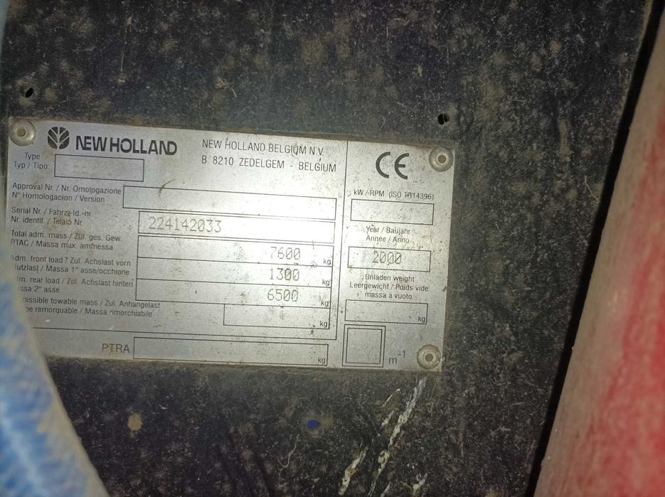 Enfardadeira New Holland BB 940