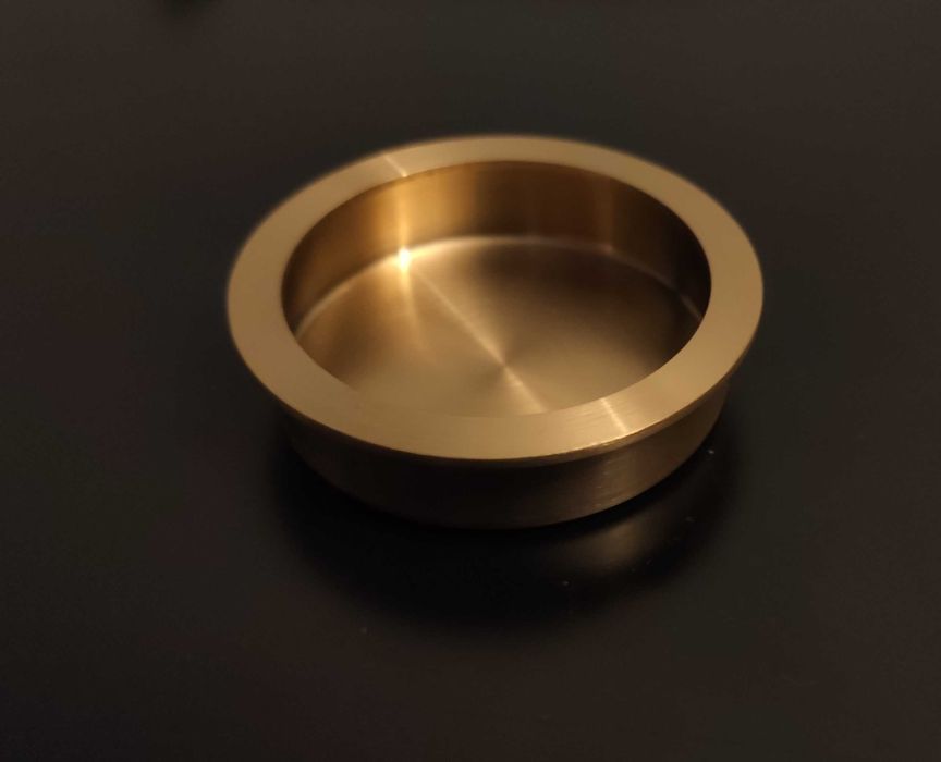 16 Puxadores concha JNF acabamento Titanum Gold