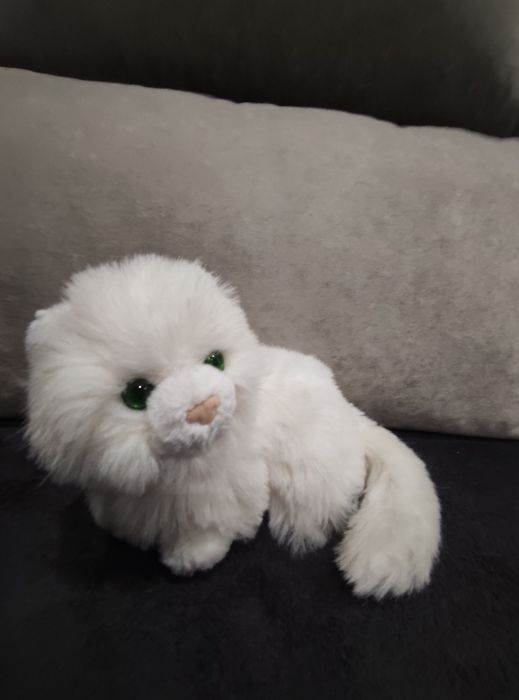 Peluche gatinha branca