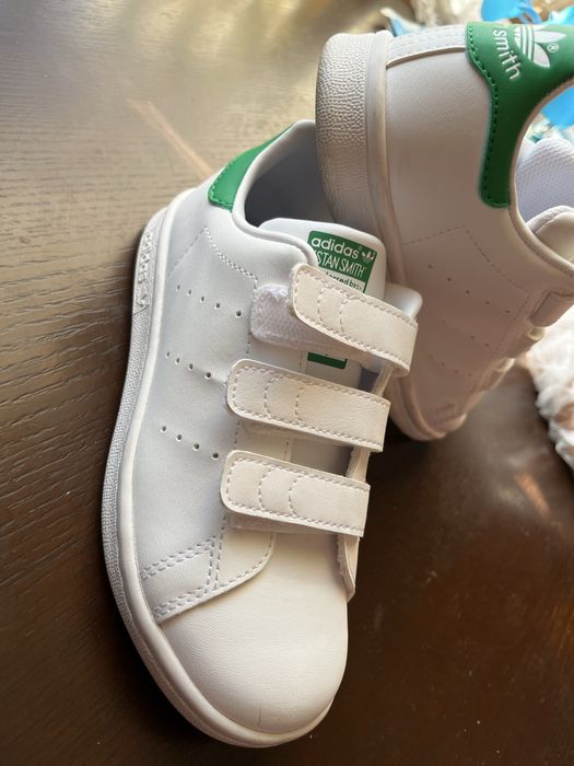 Дитячі кросівки Adidas